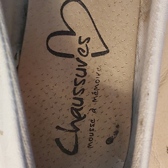 Woman's shoes - Picture 4 of 4